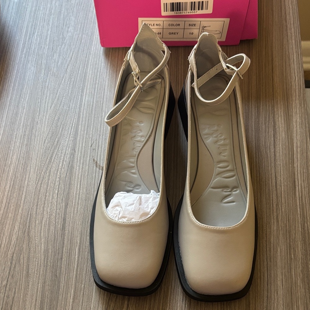 Elegant Gray Women's Shoes with Ankle Strap